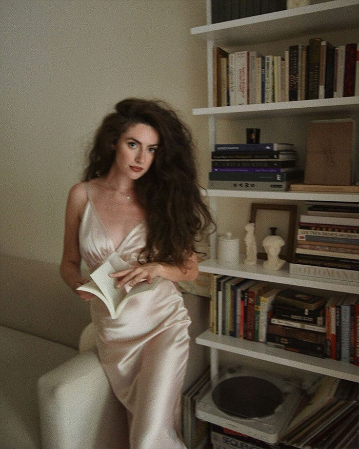 How to wear a No Bra Dress? Not Just Pajama How to wear a No Bra Dress? Not Just Pajama