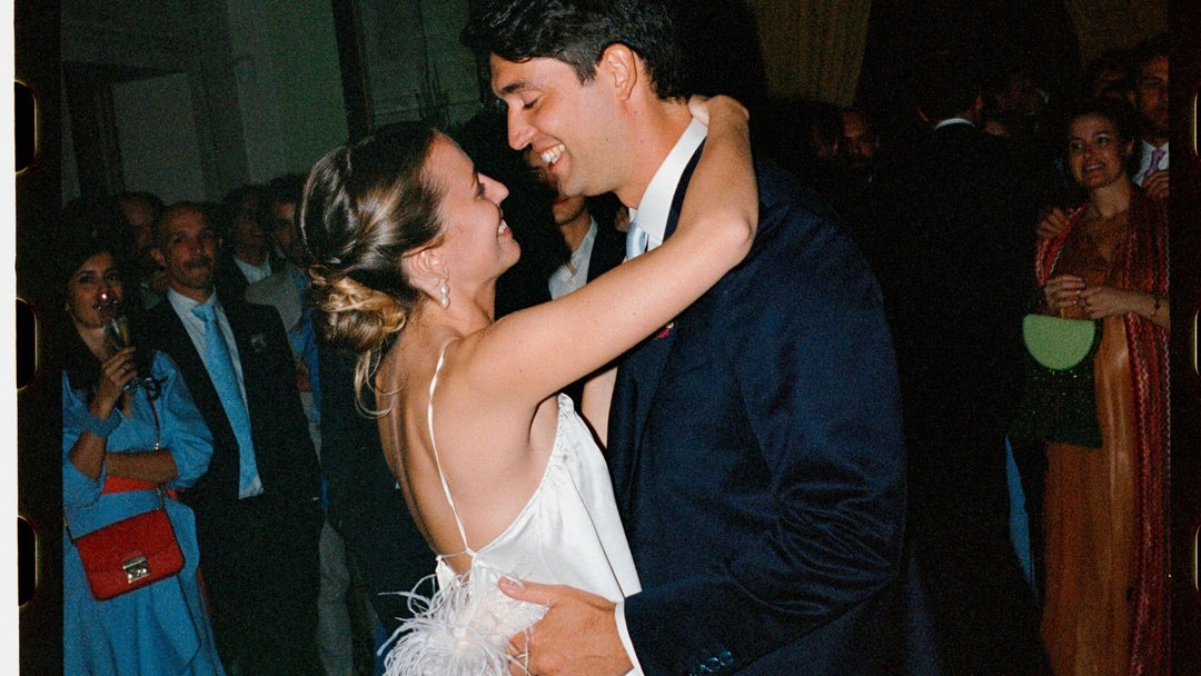 How to Choose the Perfect Bridal Robe for Your Wedding Morning