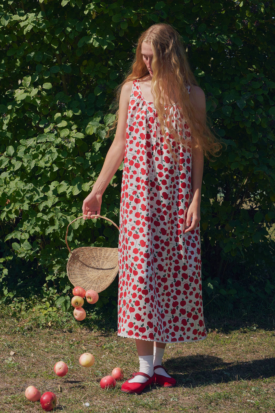 Farm Edit Red Turnip Print 22 Momme Silk Sleeveless Lace-Trim Dress