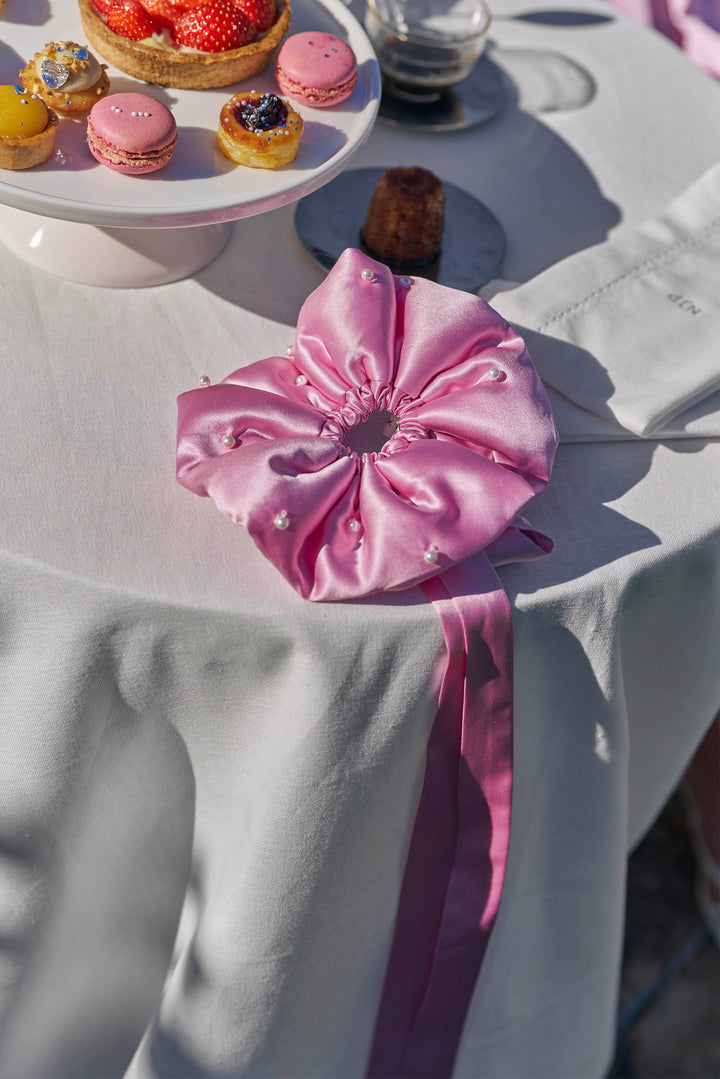 My Party 22 Momme Silk Pearl Bow Scrunchie