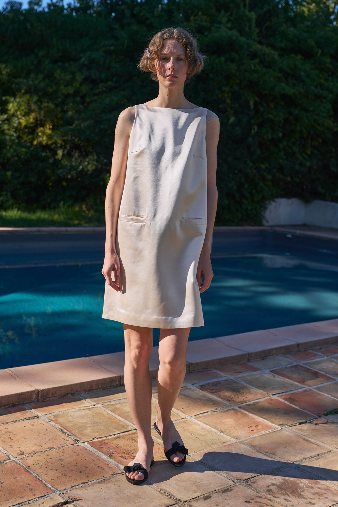 My Party 35 Momme Silk Wool Open-Back Bow Dress