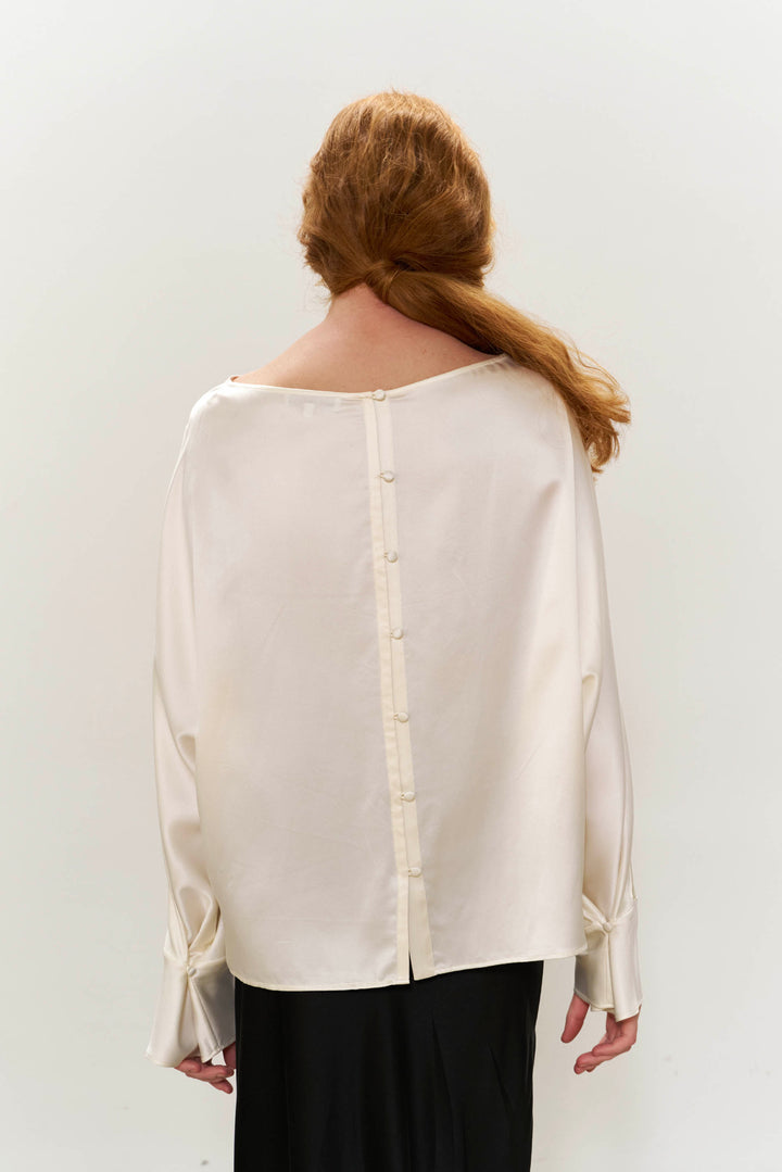 PAJA 25 Momme Silk Crepe Satin Bow Long-Sleeve Top
