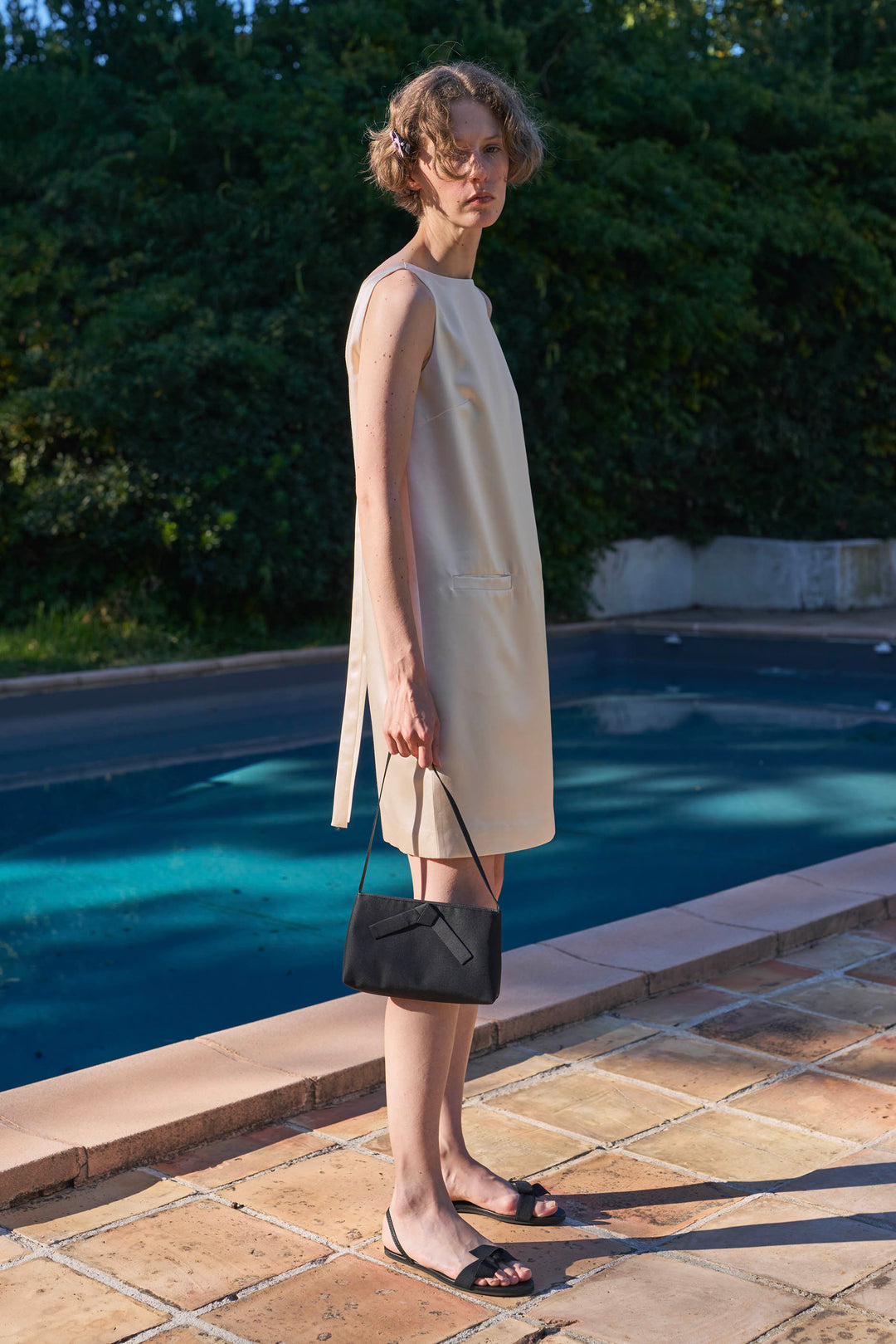 My Party 35 Momme Silk Wool Open-Back Bow Dress