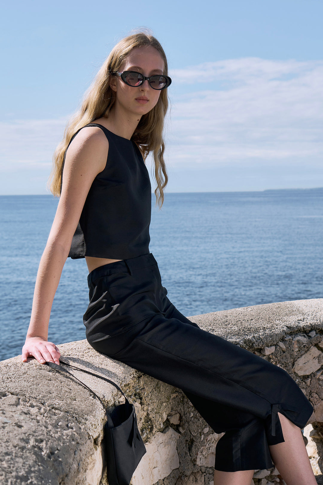 PAJA Berries Women's Dupion Silk Capri Pant - Black