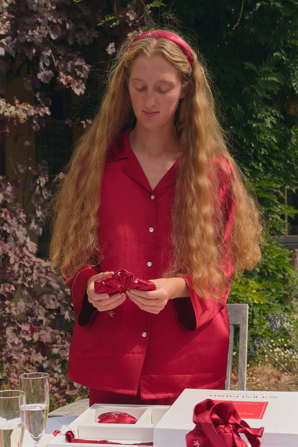 VEGA Women’s 22mm Mulberry Silk Crystal Scrunchie