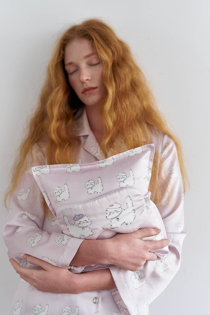 Animal Lover Box | Kiki Cat Silk Sleeping Eye Mask & Pillow