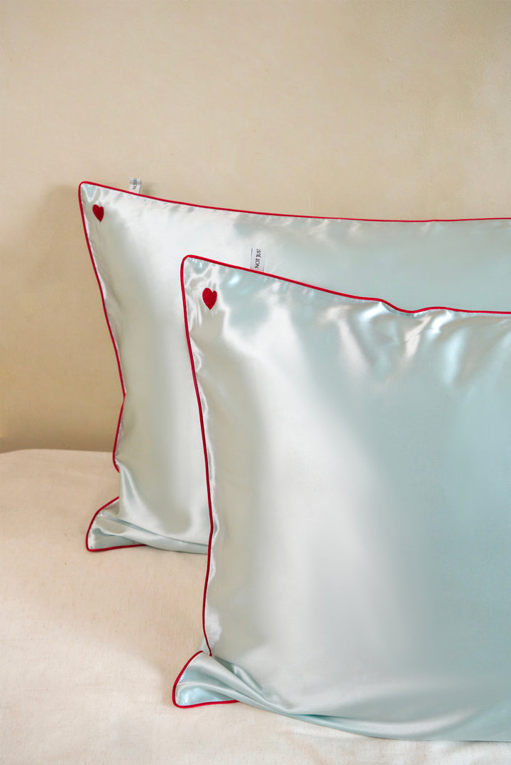 Little Joy Gift | Tchin-Tchin Silk Gift Set (Crystal Blue)