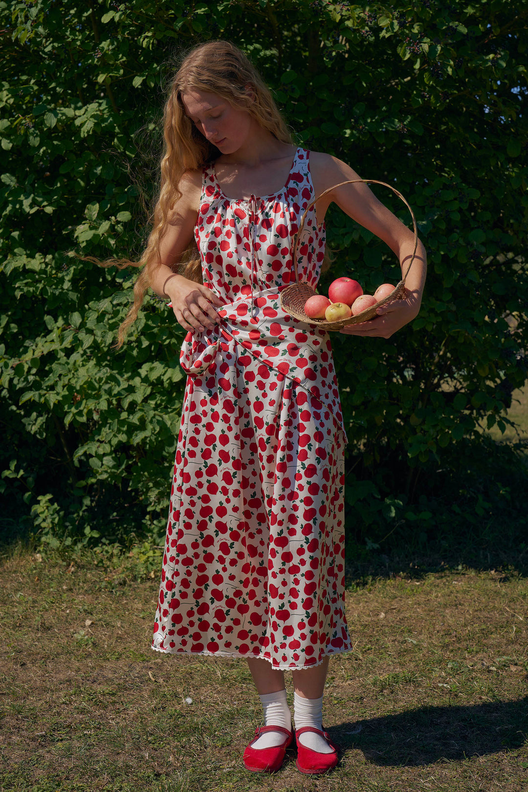 Farm Edit Red Turnip Print 22 Momme Silk Sleeveless Lace-Trim Dress