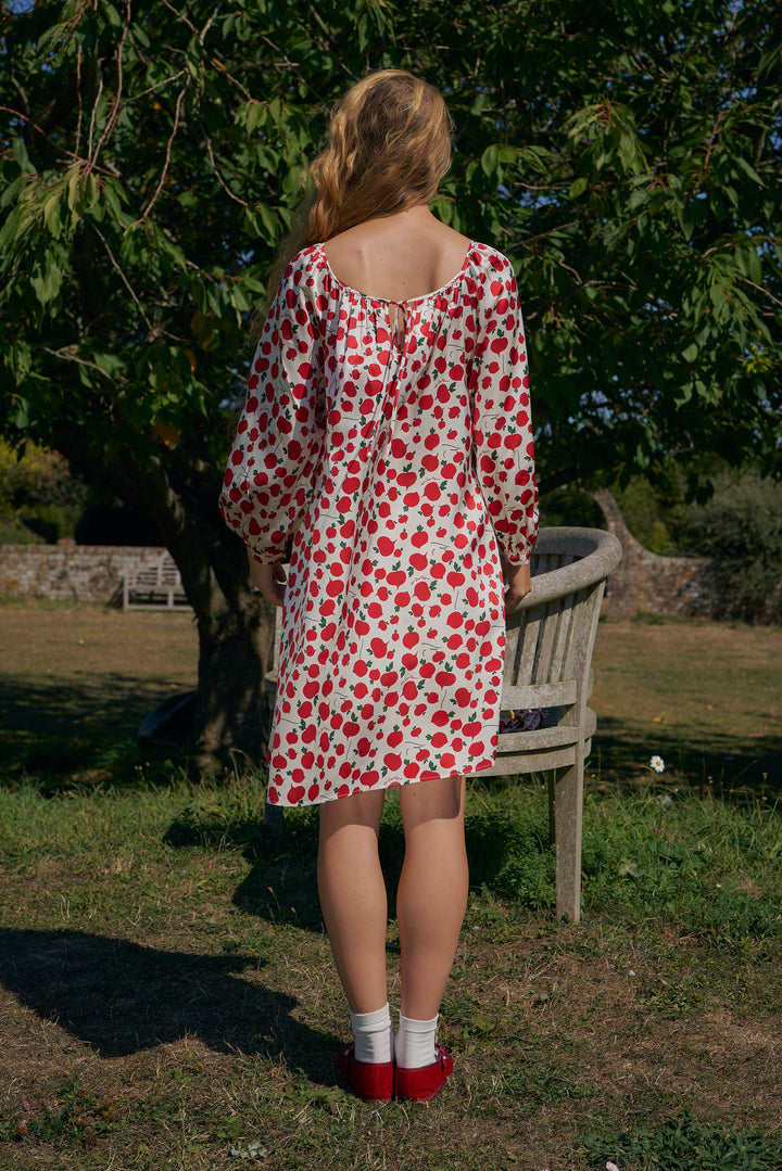 Farm Edit Red Turnip Print 22 Momme Silk Long-Sleeve Robe