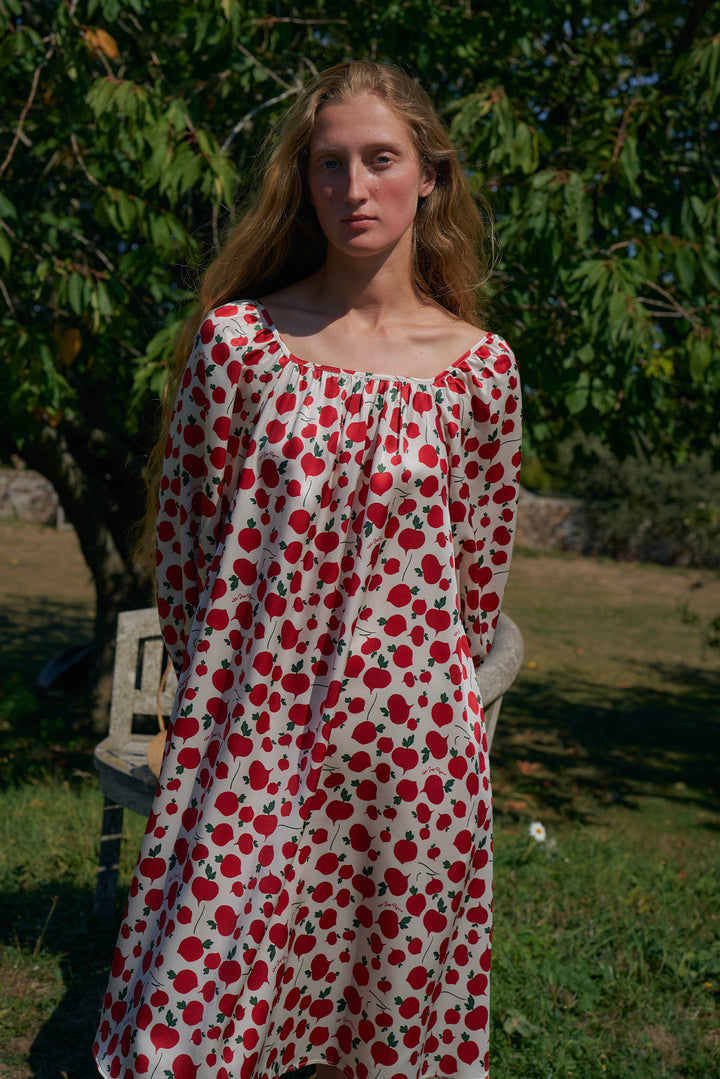 Farm Edit Red Turnip Print 22 Momme Silk Long-Sleeve Robe