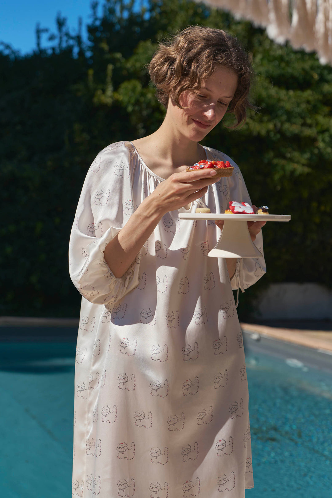 Kiki Pearl Cat 22 Momme Mulberry Silk Nightdress