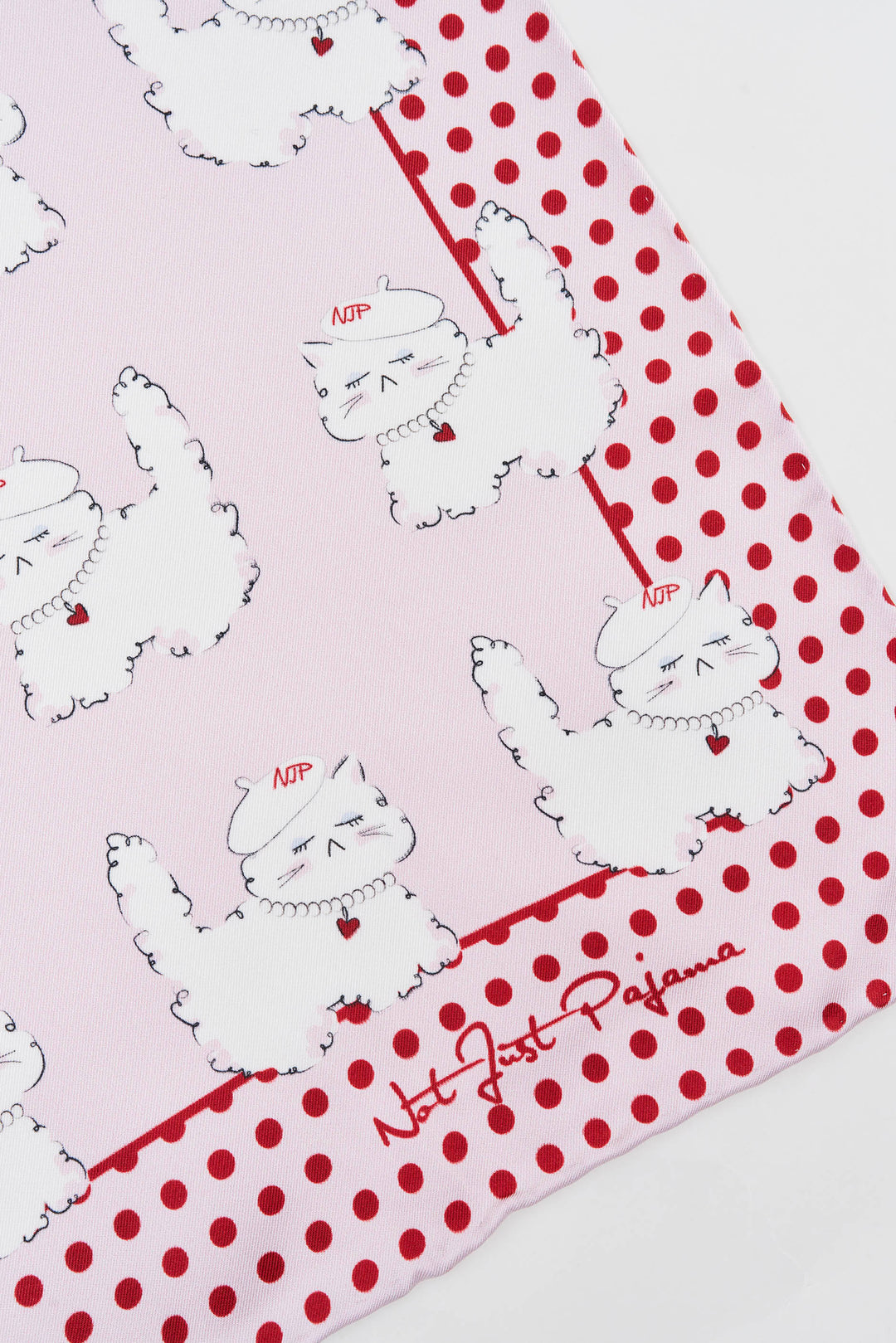 Kiki Pearl Cat 16 Momme Silk Scarf